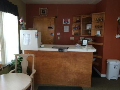 Hillcrest Motel - image 6