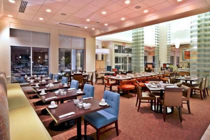 Hilton Garden Inn Detroit/Novi - image 16