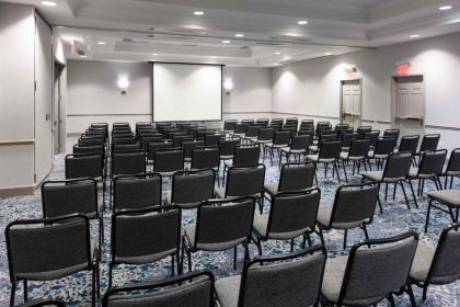 Hilton Garden Inn Detroit/Novi - image 2