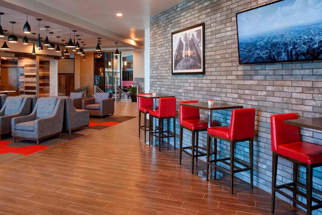Four Points by Sheraton Detroit Novi - main image