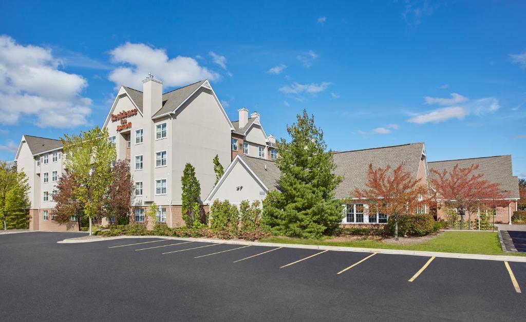 Residence Inn by Marriott Detroit / Novi - main image