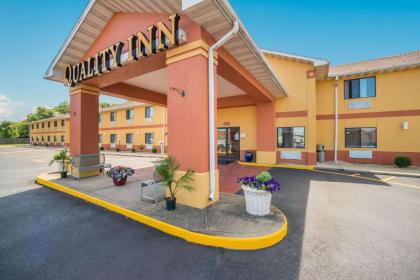 Quality Inn OFallon I 64