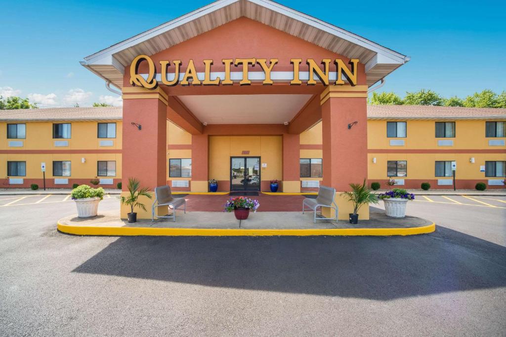 Quality Inn O'Fallon I-64 - image 2
