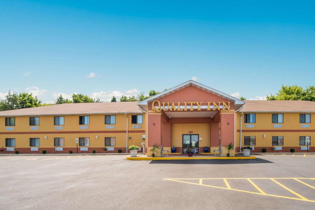 Quality Inn O'Fallon I-64 - image 4