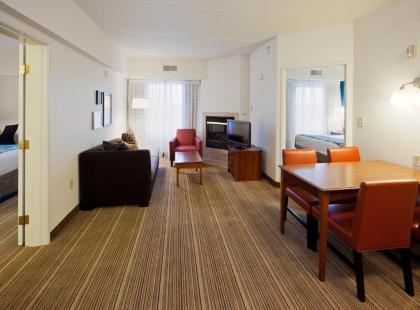 Residence Inn by Marriott Chicago Oak Brook - image 13