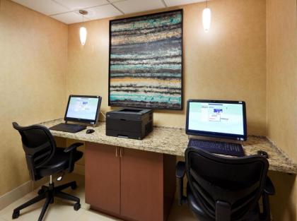 Residence Inn by Marriott Chicago Oak Brook - image 9