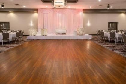 Crowne Plaza Hotel Milwaukee South an IHG Hotel - image 3