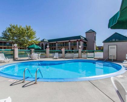 Quality Inn Fort Campbell - image 10