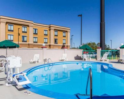 Quality Inn Fort Campbell - image 4