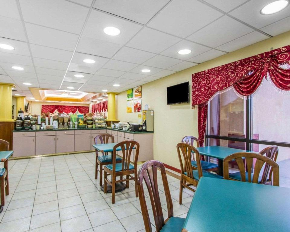 Quality Inn Fort Campbell - image 5