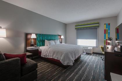 Hampton Inn Oak Grove Fort Campbell - image 9