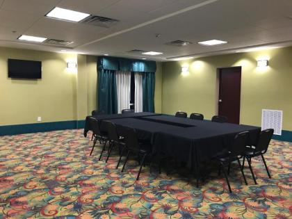 Holiday Inn Express & Suites Southport - Oak Island Area an IHG Hotel - image 10