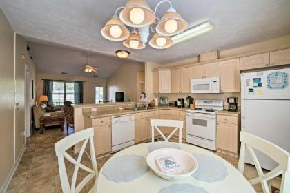 Oak Island Cottage - Walk to Beach and Intracoastal! - image 7