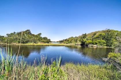 Oak Island Home with Fenced Yard-Walk to Long Beach! - image 6