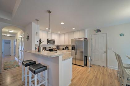 Modern Oak Island Home 1 Mile to the Beach! - image 2