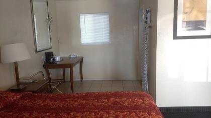 Holiday Motel Oakdale - image 14
