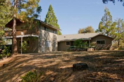 Lazy Bear Lodge