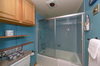 706H - Top Lakefront Panoramic View Condo Sleeps 4 Free WIFI! - image 8