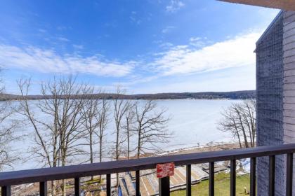 708H - Lakefront Studio Condo with Private Balcony Free WIFI! - image 2