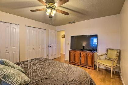 Ocala Home with Outdoor Pool Oasis and Sun Porch! - image 11