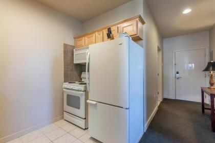 Ebb Tide Suites - image 11