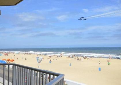 Crystal Beach Hotel - image 23