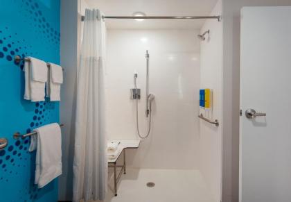 Tru By Hilton Ocean City Bayside Md - image 17