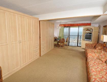 Resort Condos with Breathtaking Ocean Views in Ocean City - image 6