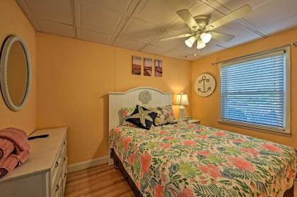 Dog-Friendly Escape with Direct Beach Access! - image 11