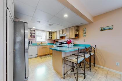 Shipwreck Townhome - image 7