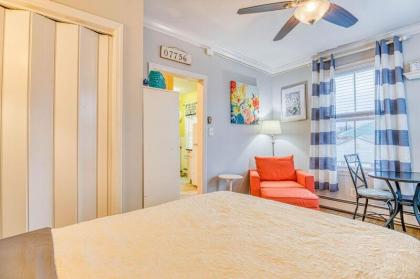 The Allenhurst Beach Apartment #6 - Small Studio with Bathroom & Kitchen - image 2