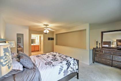 Waterfront Ocean Springs Condo with Resort Amenities - image 15