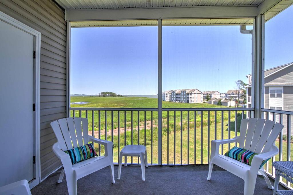 Ocean View Condo by Bethany Beach with Balcony! - image 7