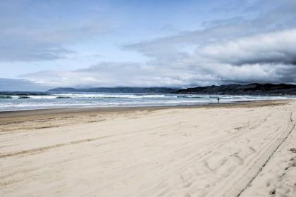 Cozy Condo with Hot Tub - 2 Blocks to Oceano Dunes! - image 15