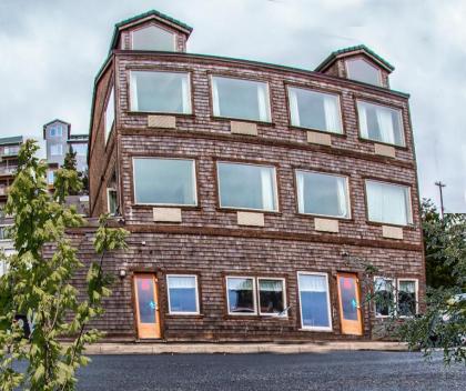 Three Arch Inn - image 9