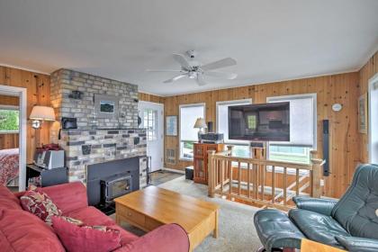 Exquisite Oceanside House with Pacific Views and Deck! - image 6