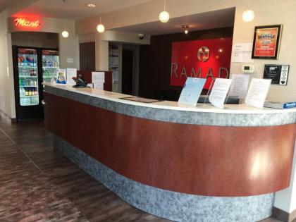 Ramada by Wyndham Rockville Centre - image 9