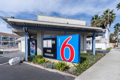 Motel 6-Oceanside CA Marina - main image