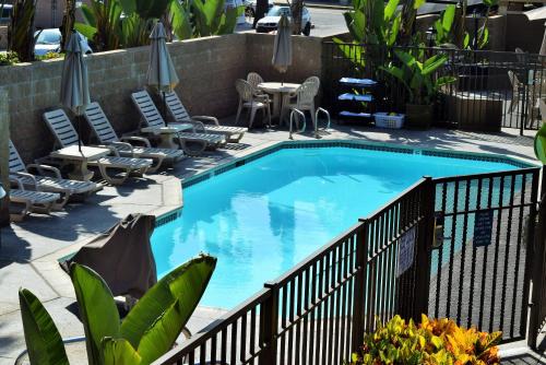 Multi Resorts at Aquamarine Villas - image 2