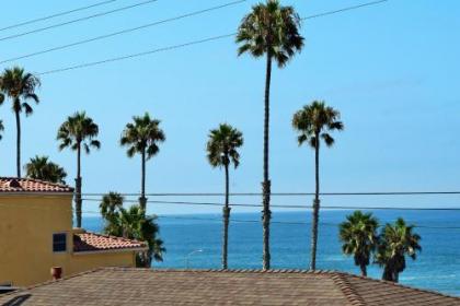 Multi Resorts at Aquamarine Villas - image 4