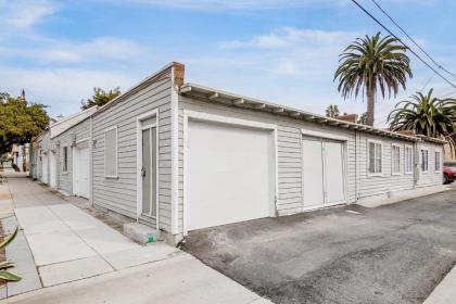 Oceanside Opulence - image 11