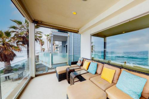 1303 Lower S Pacific - main image
