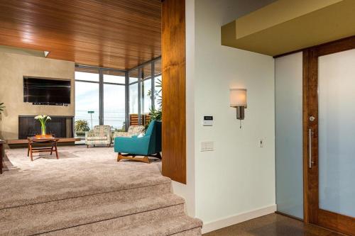 1030 Shafer Street - image 3