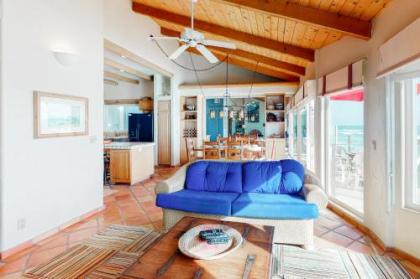 1205 S Pacific