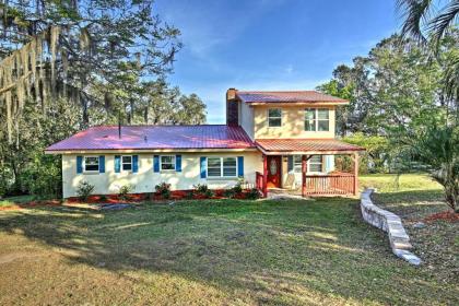 Ocklawaha House on Lake Fay with Pool Table and Hot Tub - image 4