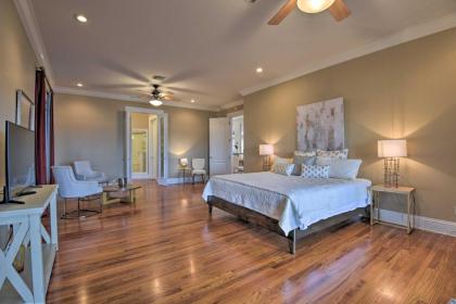 Luxe Lake Weir Beach Retreat with Private Dock - image 11