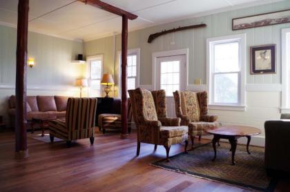 Blackbeard's Lodge - image 8