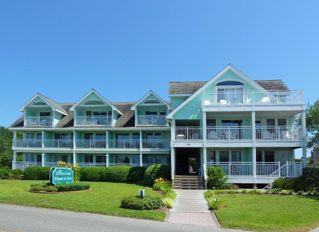The Ocracoke Harbor Inn - main image