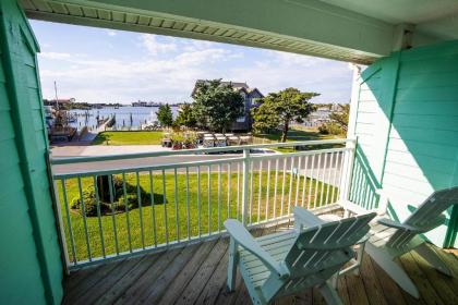 The Ocracoke Harbor Inn - image 10