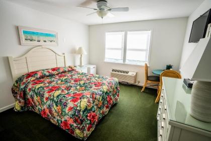 The Ocracoke Harbor Inn - image 13